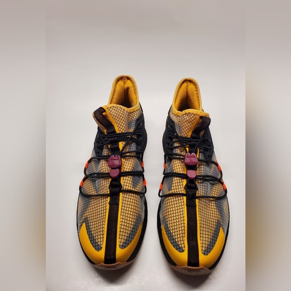 The North Face Oxeye Tech Men's  Hiking Running Shoes Size 12 Summit Gold/Black - Picture 7 of 13